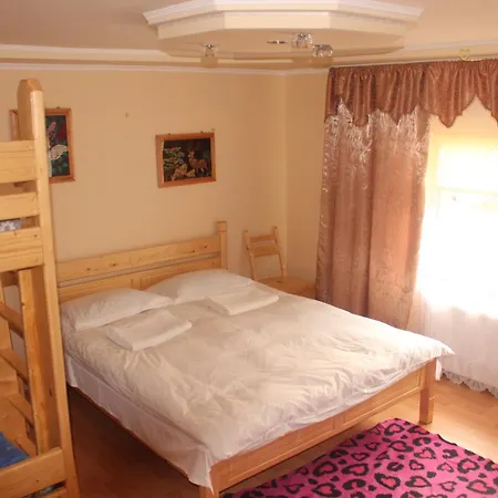 Vyshy*vanka Pensión Skole